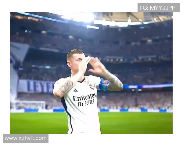 足球明星克罗斯的足球之路与小白的成长故事